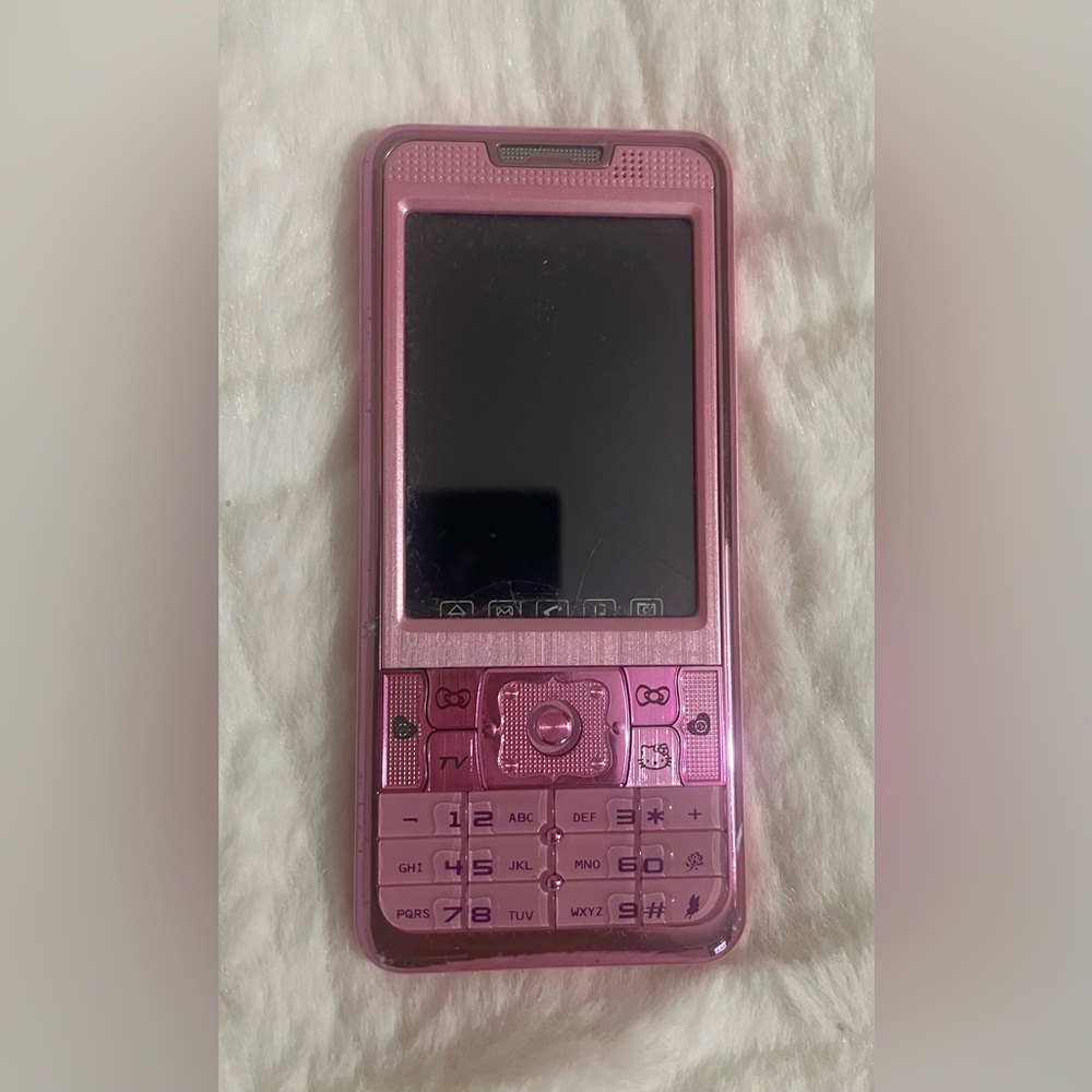 RARE Hello Kitty Kisen K3000 Cell Mobile Phone HK LIMITED EDITION 💕💕💕